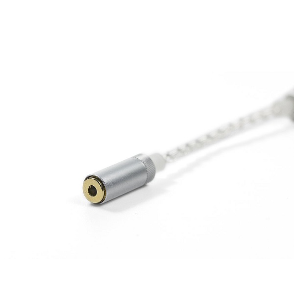 فیو L26 - کابل تبدیل ورودی 3.5 میلی متر به خروجی بالانس 2.5 میلی متر جهت استفاده هدفون / ایرفون های استاندارد 3.5 با ورودی بالانس 2.5 - سازگار با تجهیزات فیو و استل اند کرن و سایر تجهیزاتی که از استاندارد مشابه ای استفاده میکنند. FiiO L26 3.5 To 2.5 TRRS Balanced Output Cable